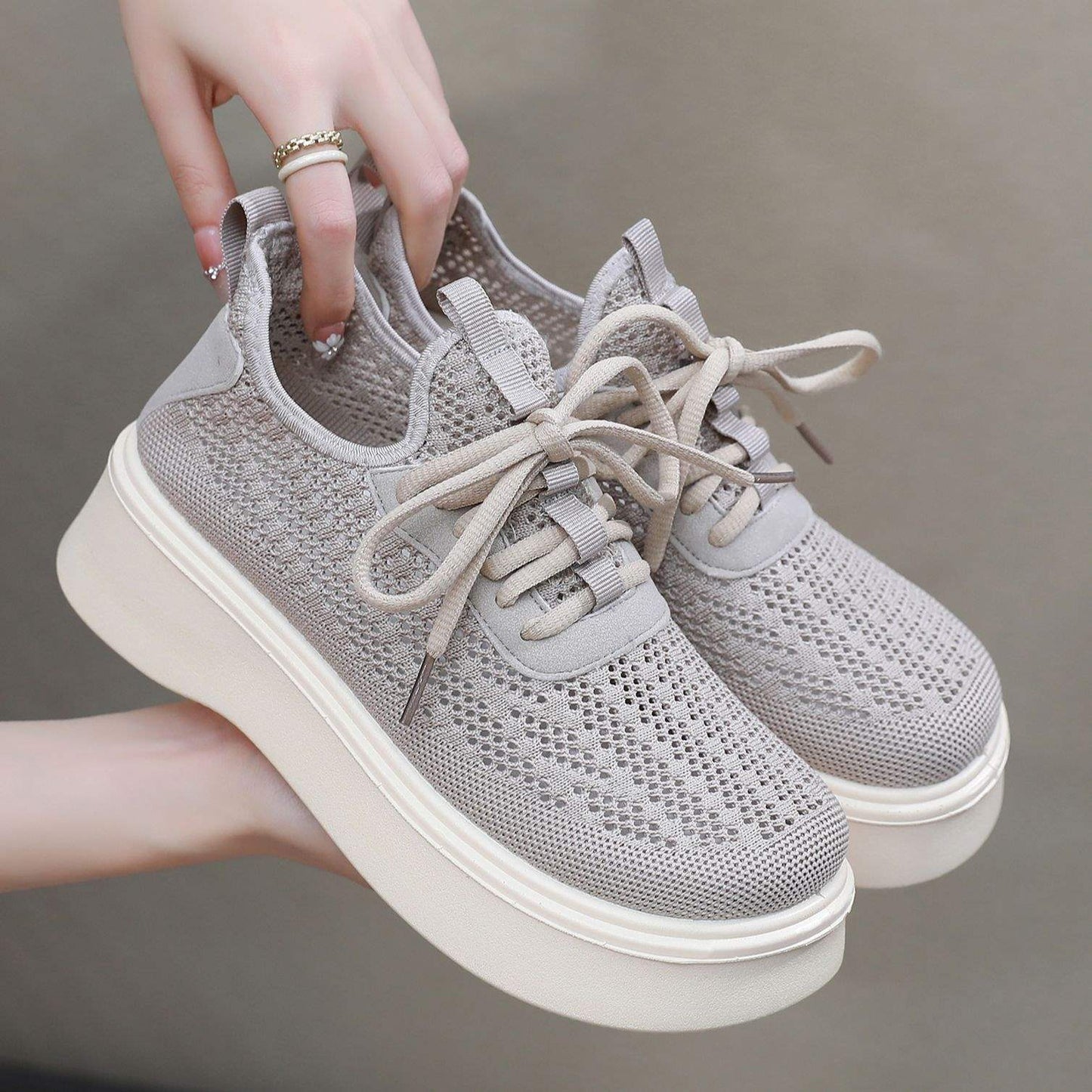 Zapatos de plataforma de malla de verano