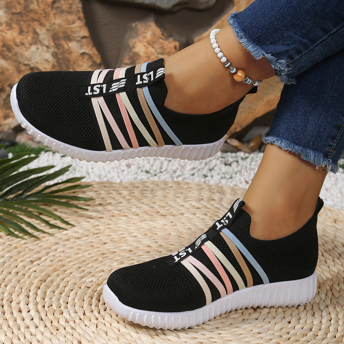 Nuevos zapatos de mujer coloridos