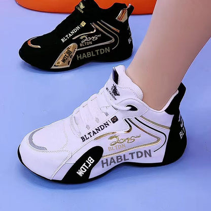 Zapatos deportivos casuales de moda.