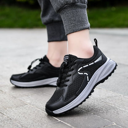 Zapatos ligeros para caminar con suela blanda