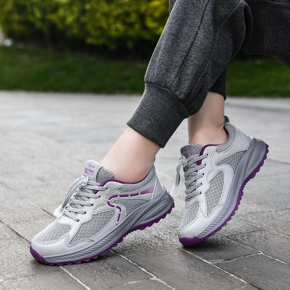 Zapatos ligeros para caminar con suela blanda