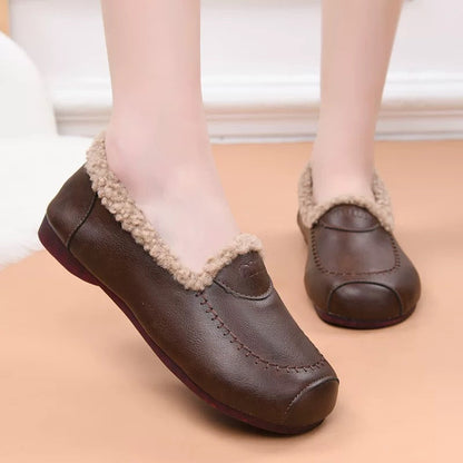 Zapatos de piel suave suela blanda y forro polar