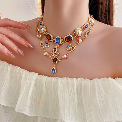 Collar y pendientes vintage con borlas de diamantes