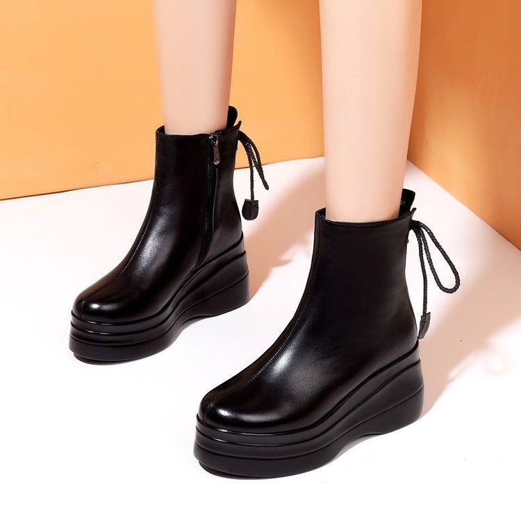 Botines de piel suave con suela gruesa