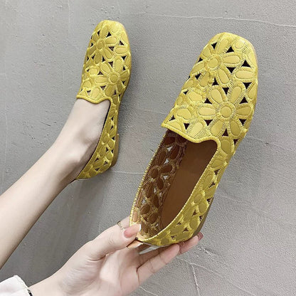 Zapatos bordados cómodos
