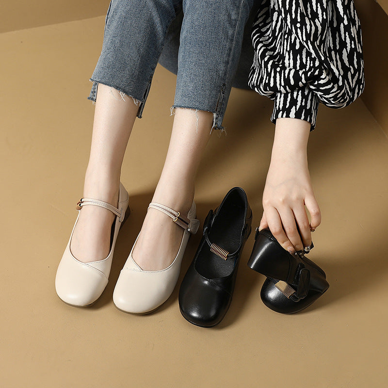 Cómodos zapatos de cuero con velcro y suela blanda