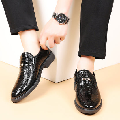 Zapatos de negocios de piel con estampado de cocodrilo