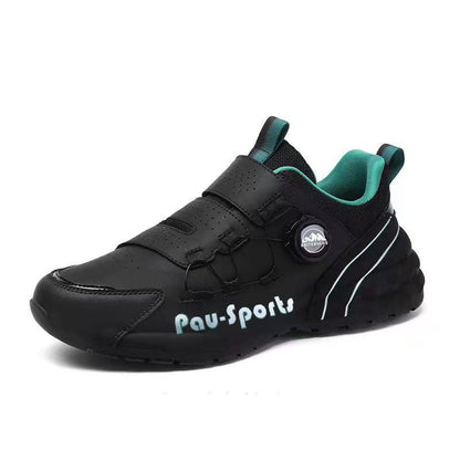 Zapatillas deportivas con botones y estilo