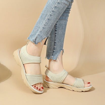Nuevas sandalias planas cómodas